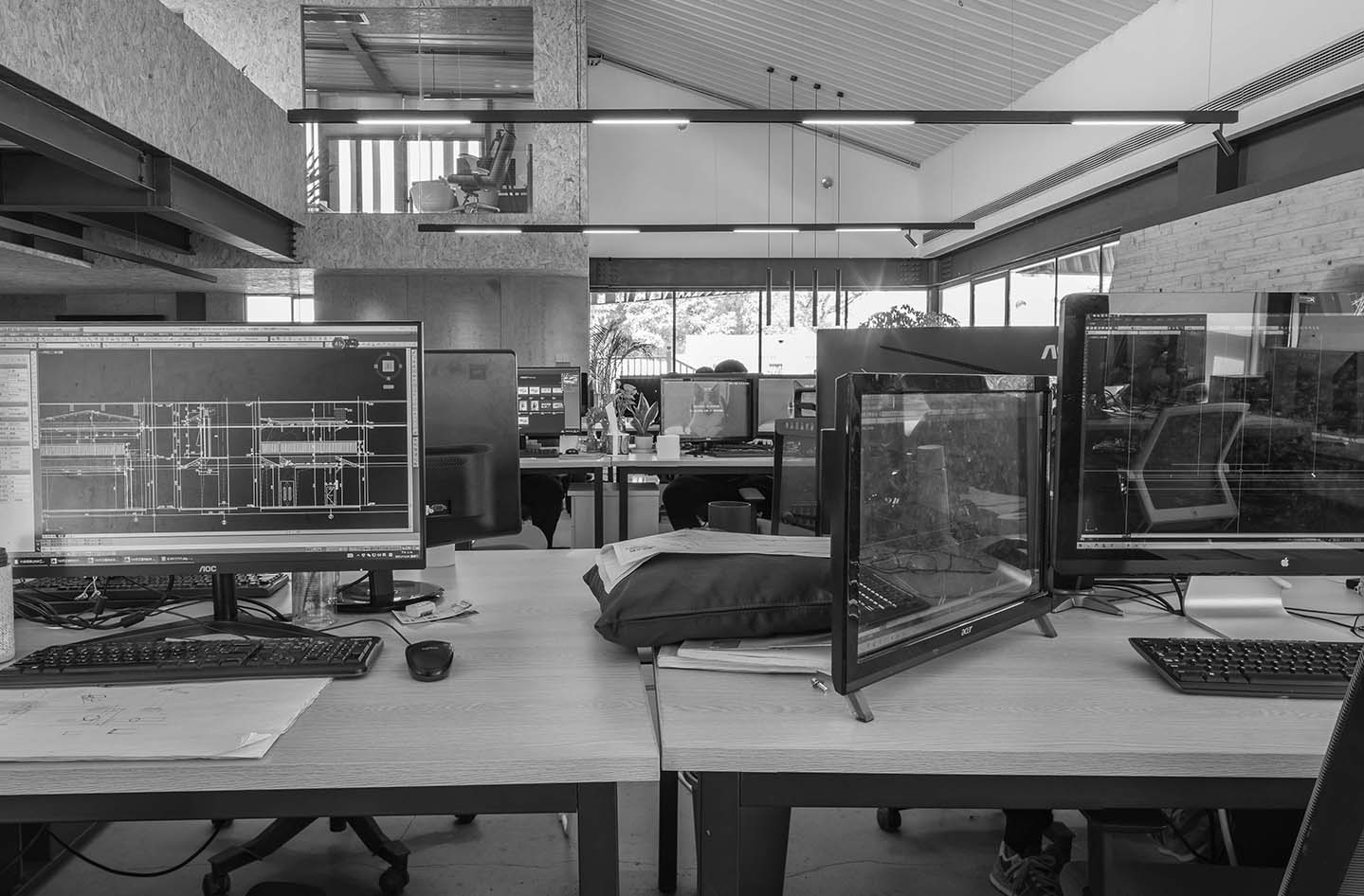 联系我们顶部滚动大图